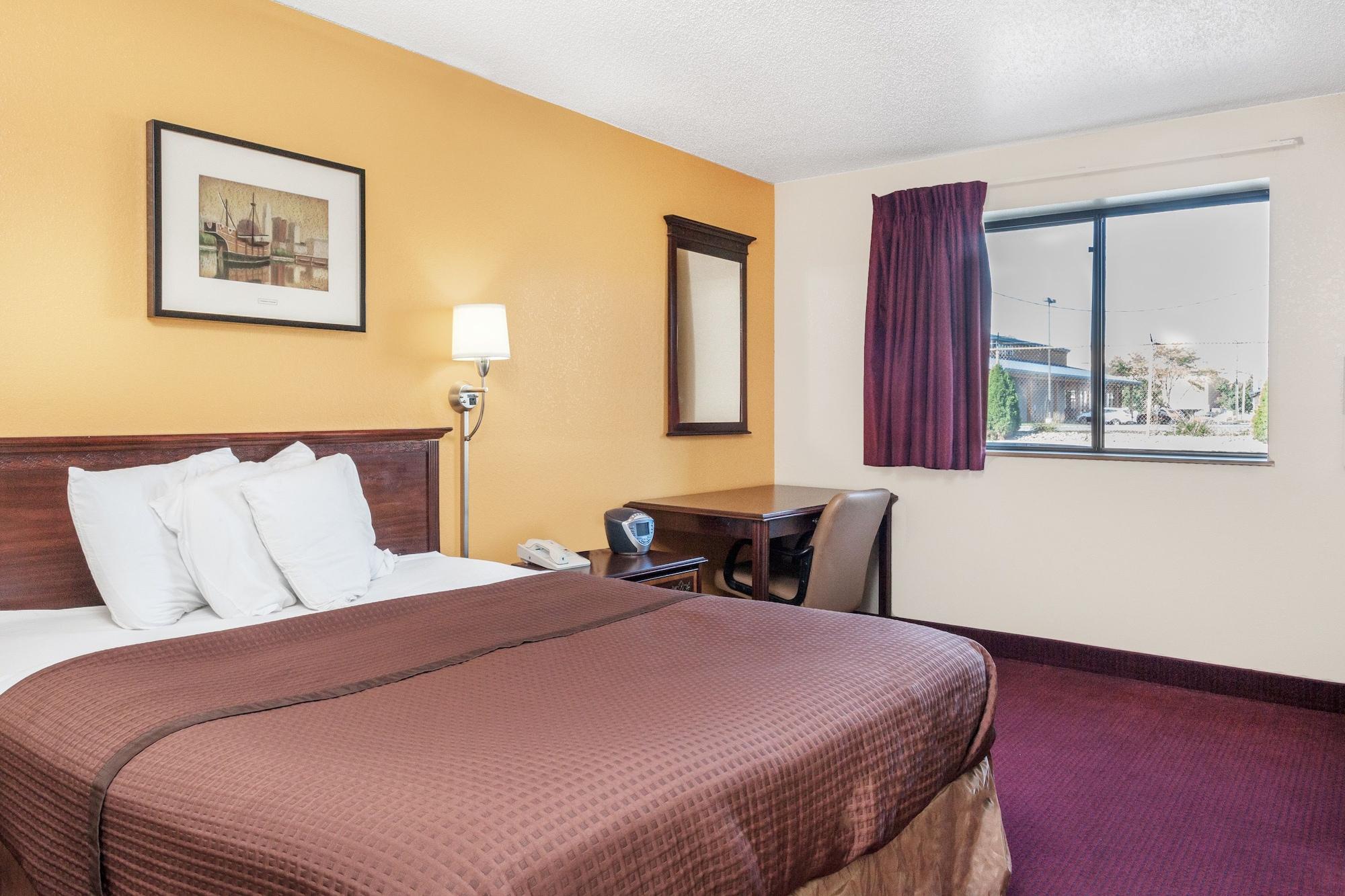 Magnuson Hotel Fort Wayne North - Coliseum Eksteriør billede
