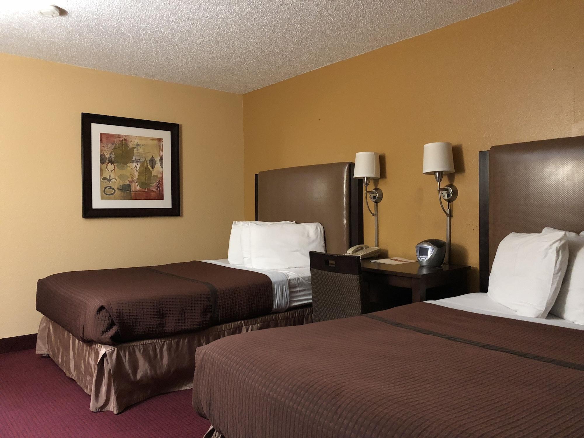 Magnuson Hotel Fort Wayne North - Coliseum Eksteriør billede