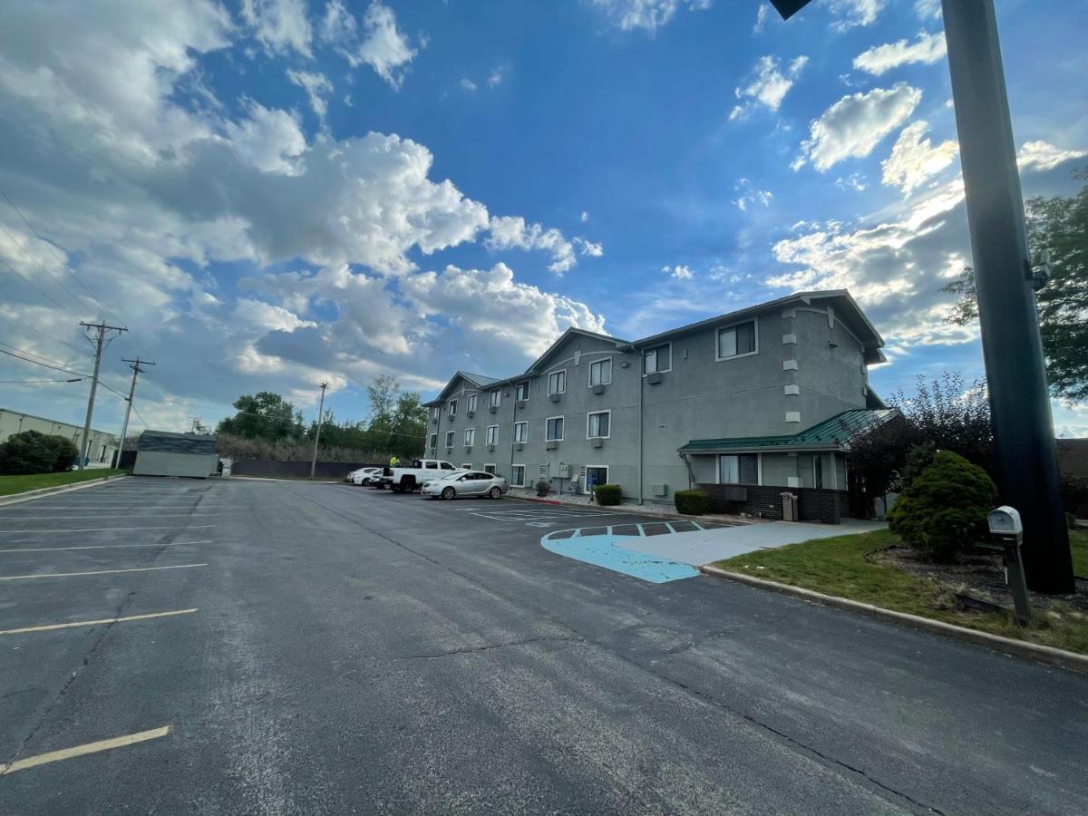 Magnuson Hotel Fort Wayne North - Coliseum Eksteriør billede