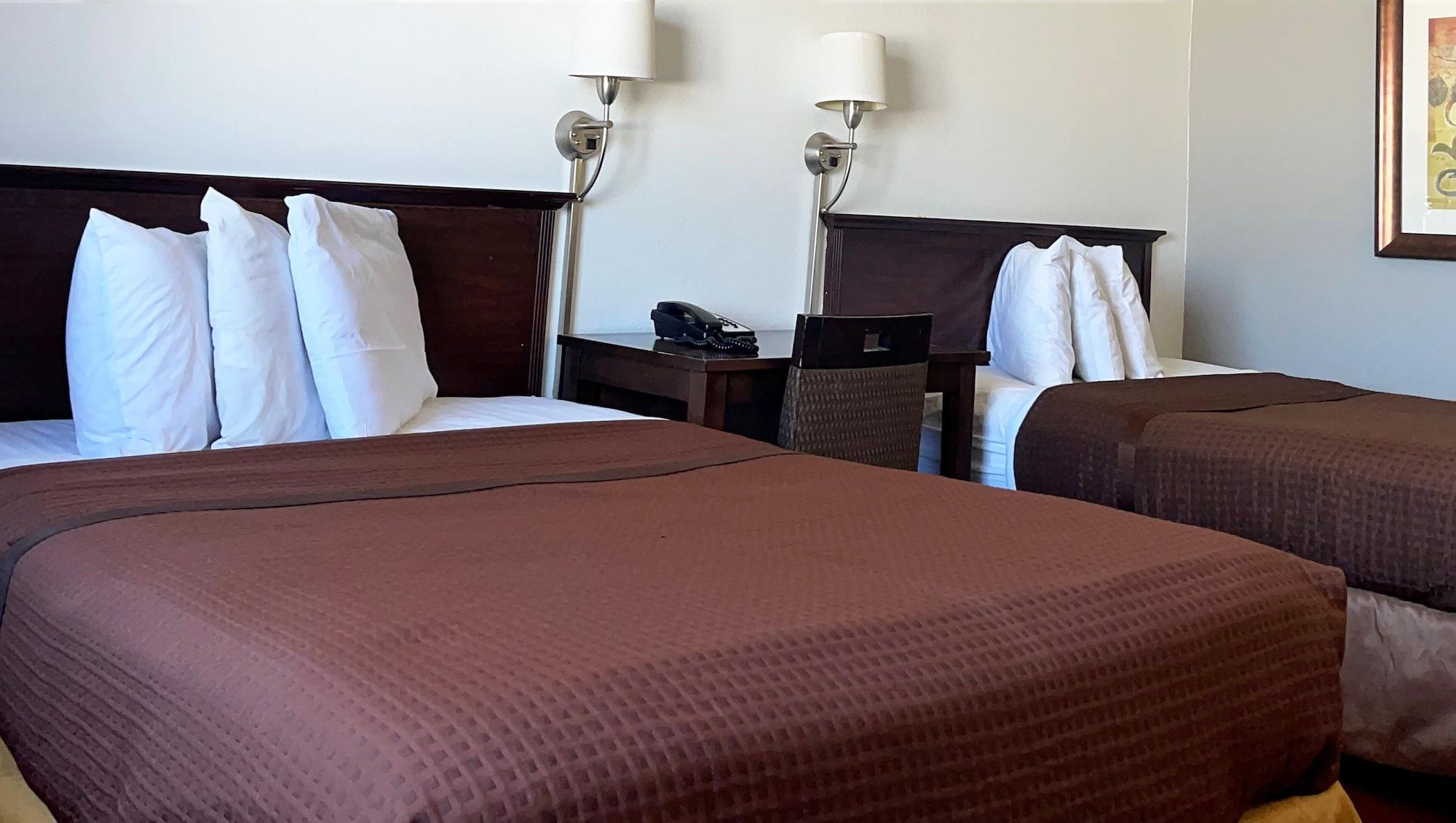 Magnuson Hotel Fort Wayne North - Coliseum Eksteriør billede