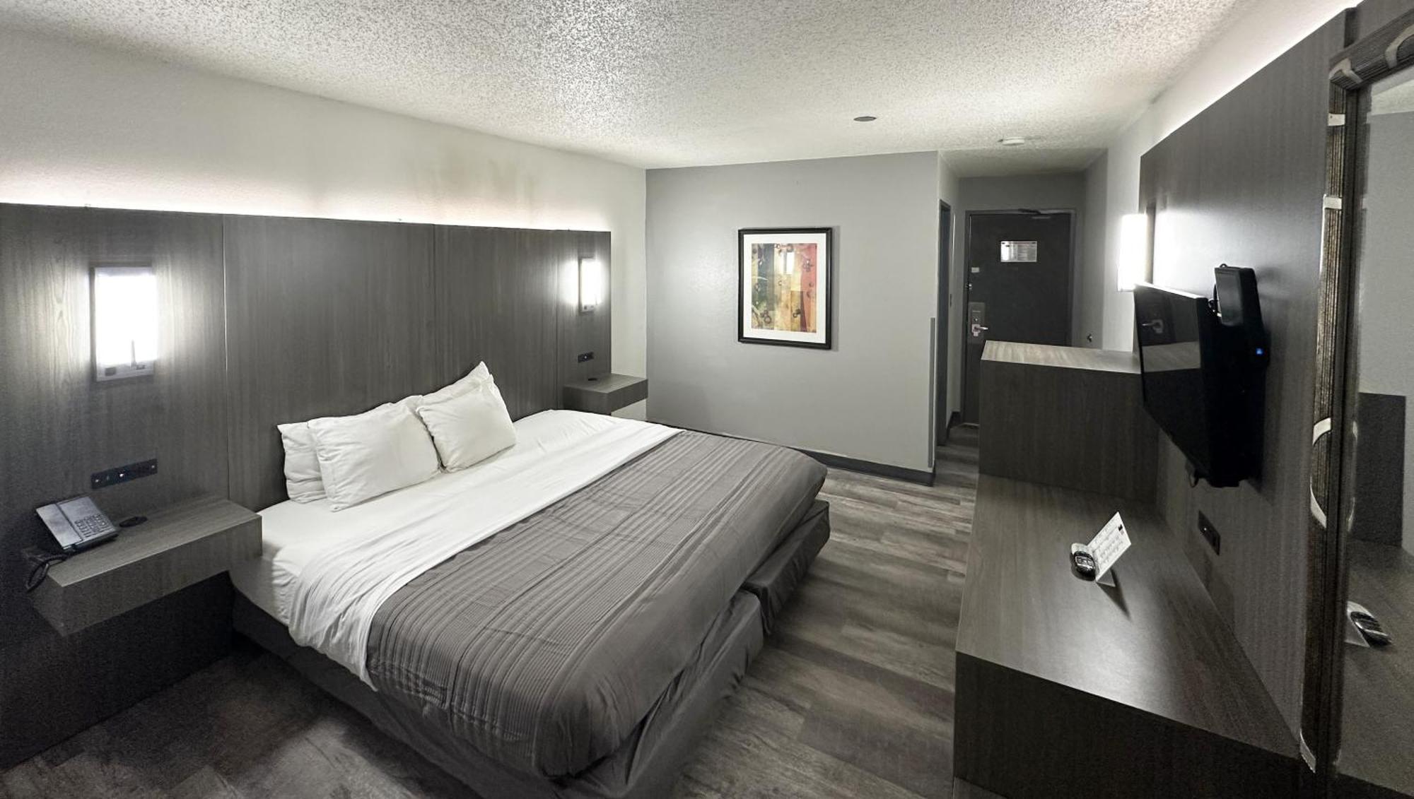 Magnuson Hotel Fort Wayne North - Coliseum Eksteriør billede