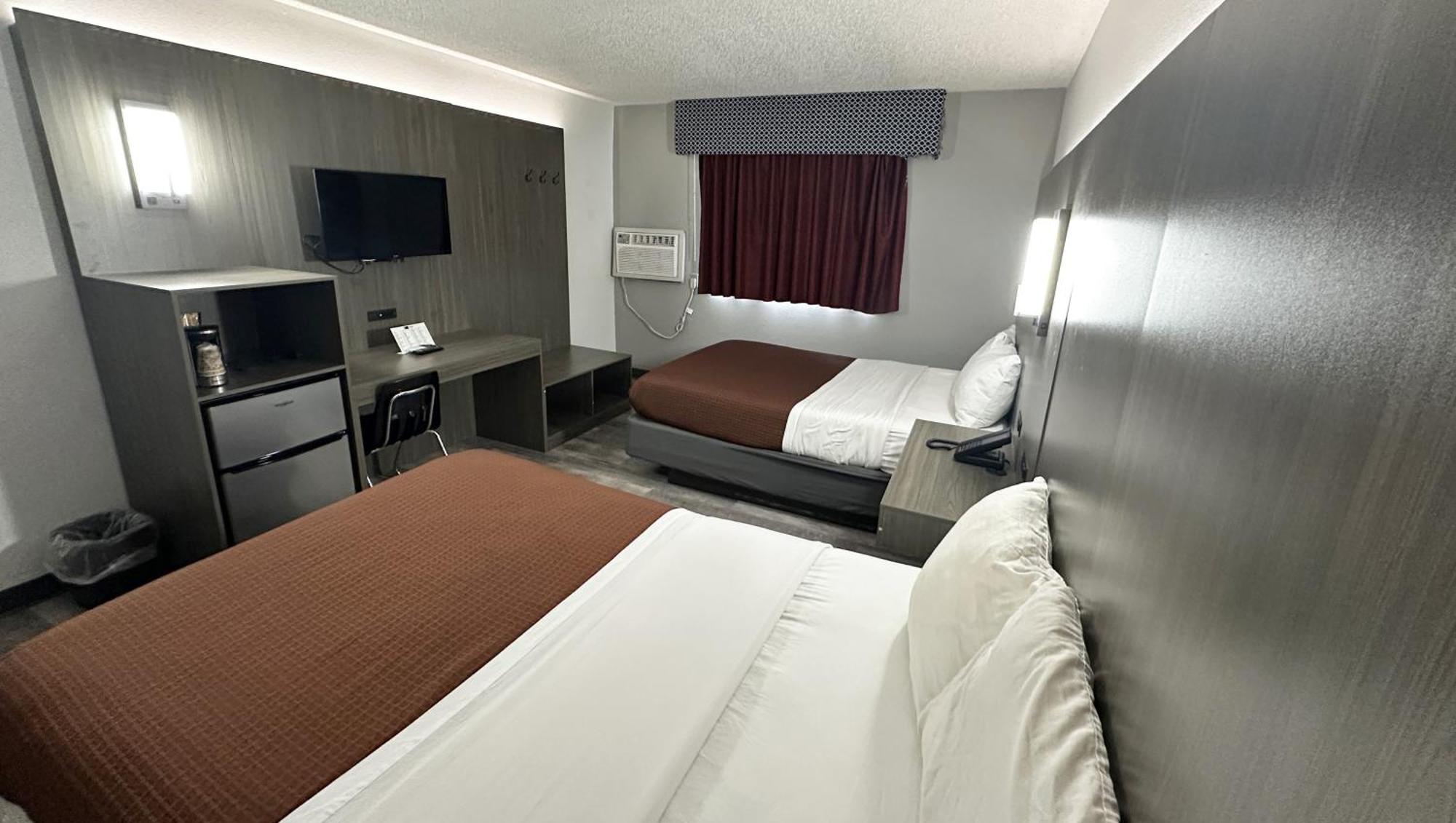 Magnuson Hotel Fort Wayne North - Coliseum Eksteriør billede