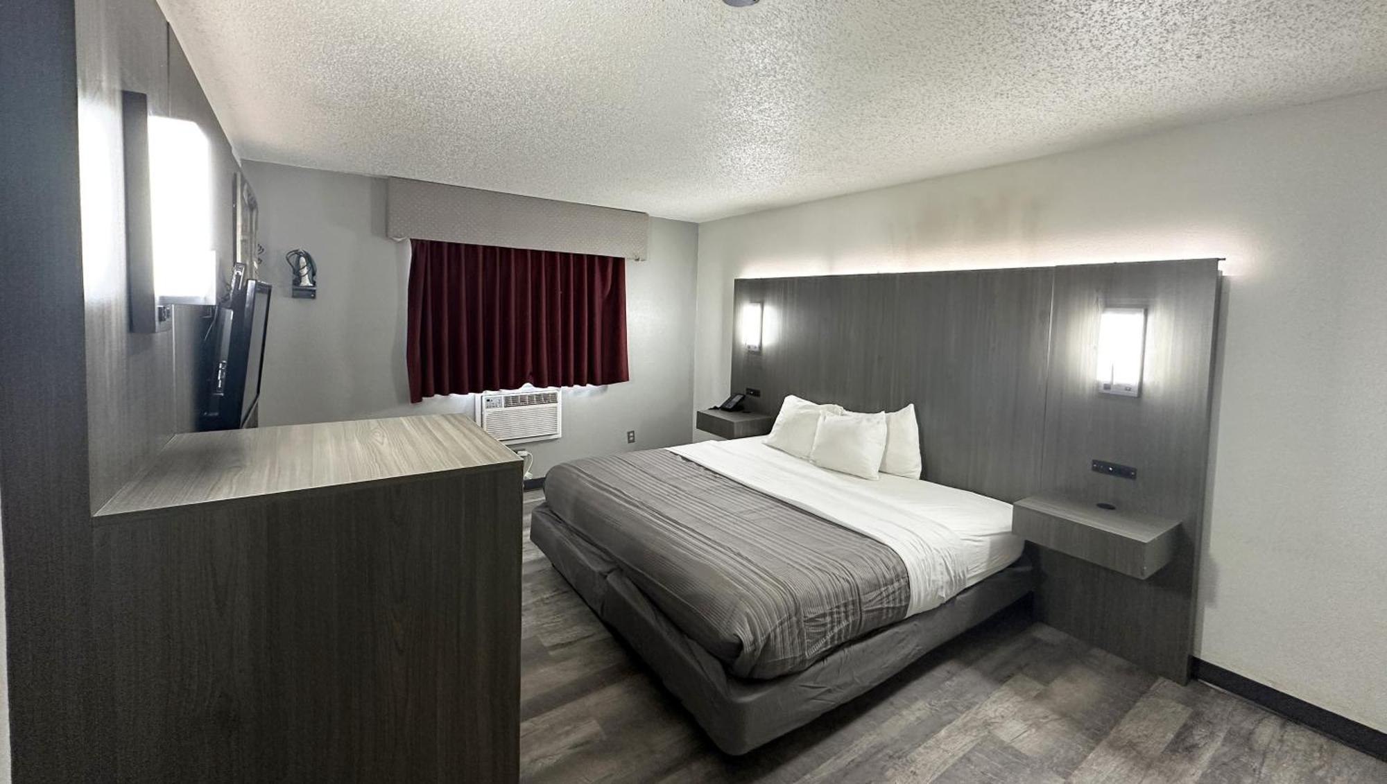 Magnuson Hotel Fort Wayne North - Coliseum Eksteriør billede